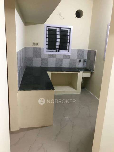 2 BHK Flat In Tulasi Apt For Sale  In Ayapakkam