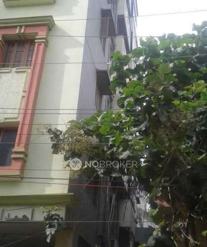 2 BHK Flat In Iqbal Plaza For Sale  In Toli Chowki
