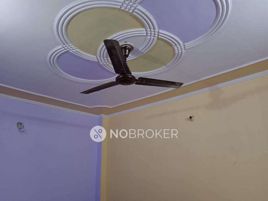 2 BHK Flat In Apartment For Sale  In Wazirabad