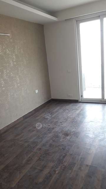 3 BHK Flat In Omaxe Twin Towers For Sale  In  Sector 50