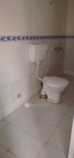 3 BHK Flat In Piccadilly 4 For Sale  In Goregaon East