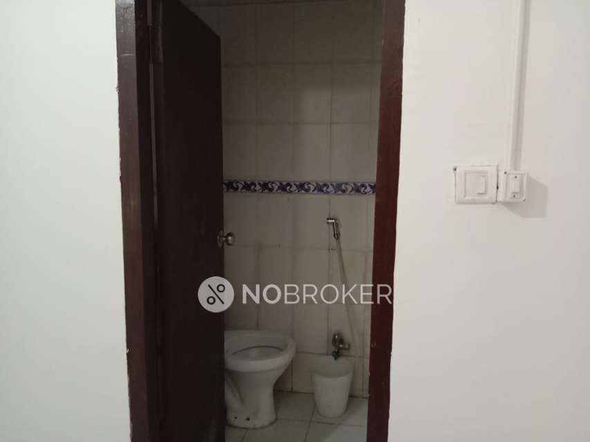 3 BHK Flat In Piccadilly 4 For Sale  In Goregaon East