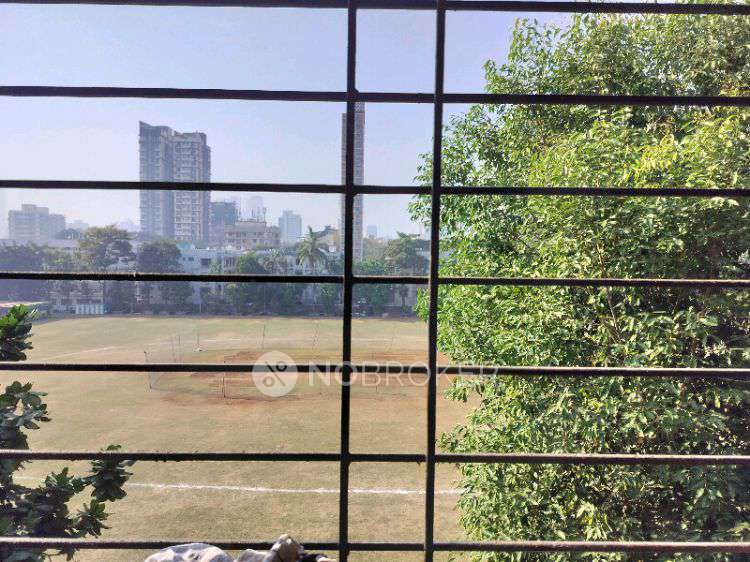 1 BHK Flat In Hari Kharude Niwas For Sale  In Dadar East