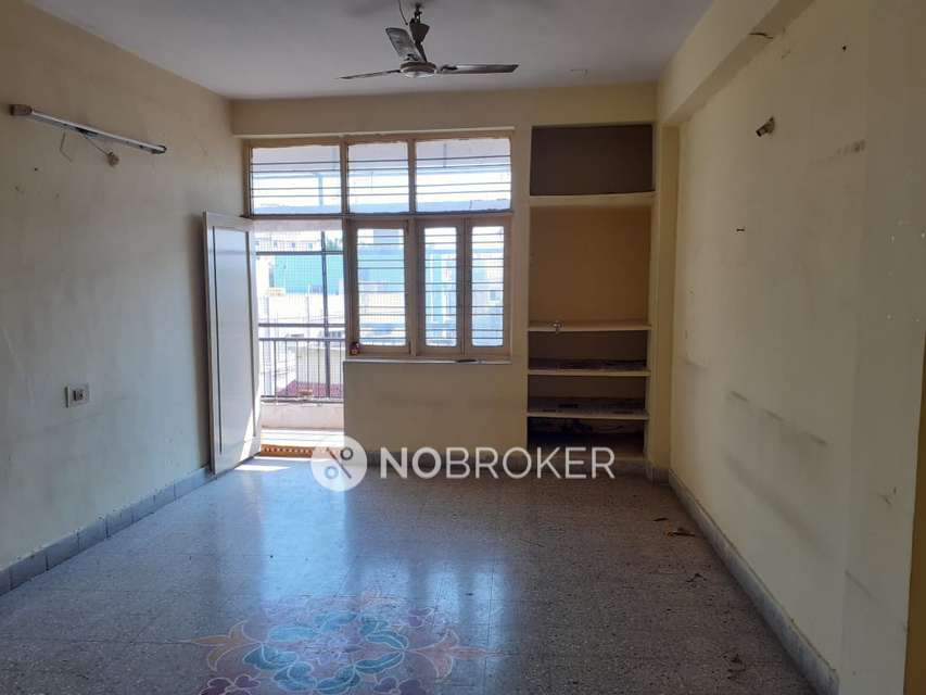 2 BHK Flat In Lakshmi Apartments For Sale  In Padmarao Nagar
