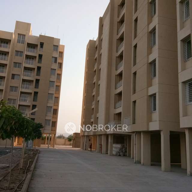 1 BHK Flat In Gagan Akanksha For Sale  In Uruli Kanchan