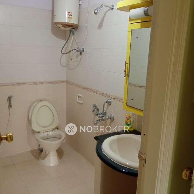 2 BHK Flat In Samhita Square For Sale  In Basavanagara