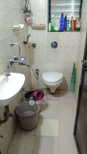 2 BHK Flat In  Omkar Chs For Sale  In Kurla East