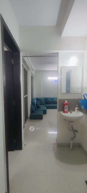 2 BHK Flat In Esclare Royale  for Rent  In Kharadi Pune