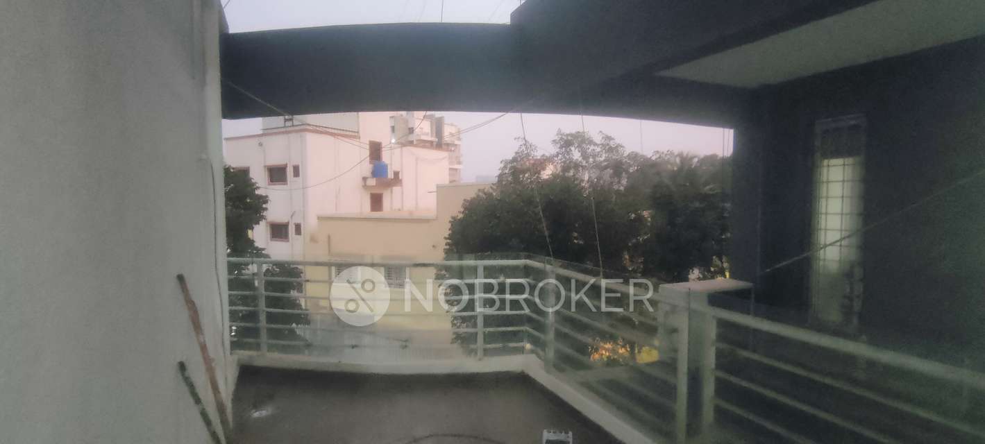 2 BHK Flat In Esclare Royale  for Rent  In Kharadi Pune