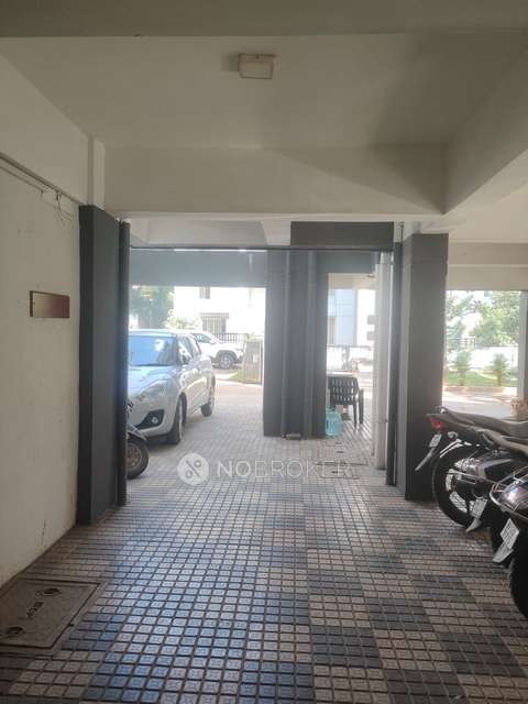 2 BHK Flat In Esclare Royale  for Rent  In Kharadi Pune