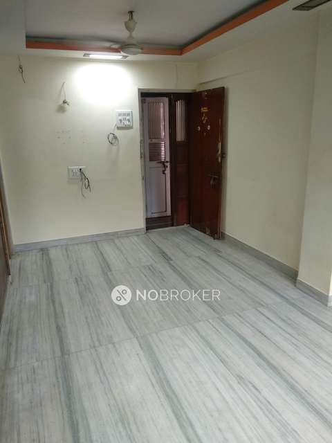 1 BHK Flat In Veena Sadan Chs For Sale  In Mulund West
