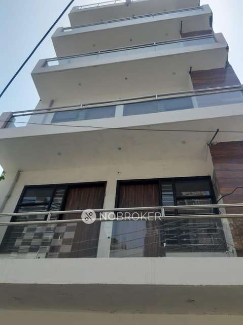 2 BHK Flat In Standalone Building  For Sale  In Sector 10
