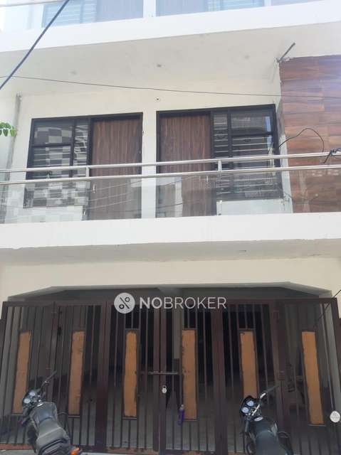 2 BHK Flat In Standalone Building  For Sale  In Sector 10