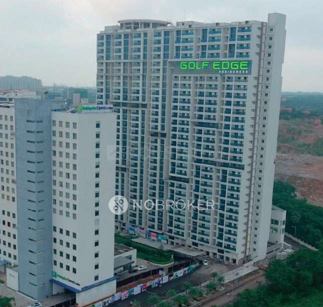 4 BHK Flat In Phoenix Golfedge Residences For Sale  In Gachibowli