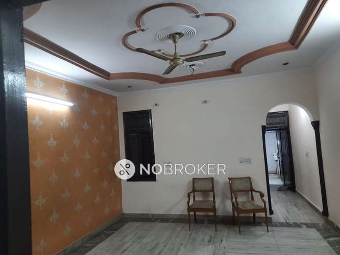 1 RK Flat In Standalone Building   for Rent  In Janakpuri