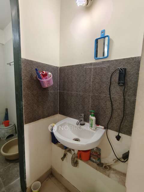 1 BHK Flat In Parijat Society For Sale  In Ambegaon Khurd Lake