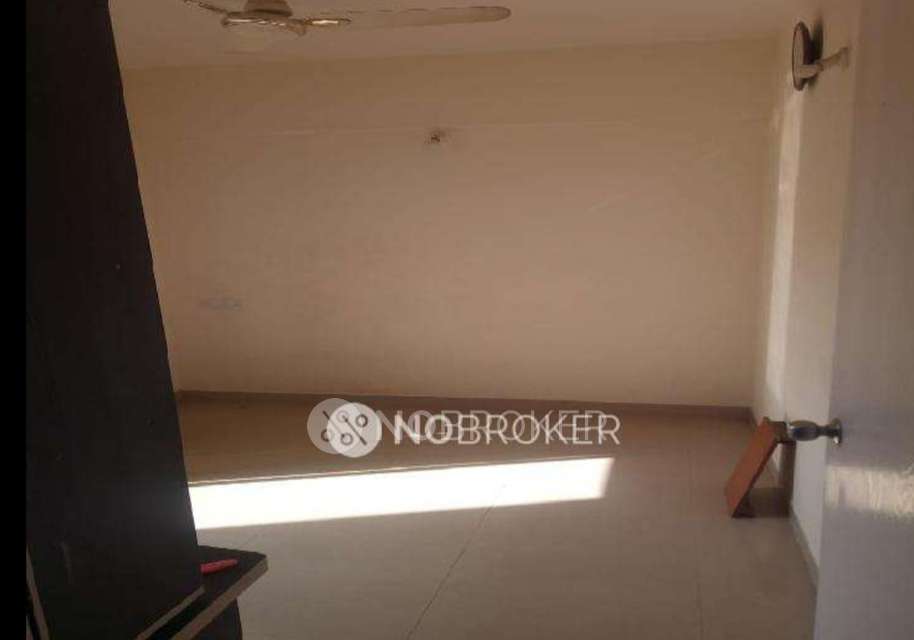 1 BHK Flat In Parijat Society For Sale  In Ambegaon Khurd Lake
