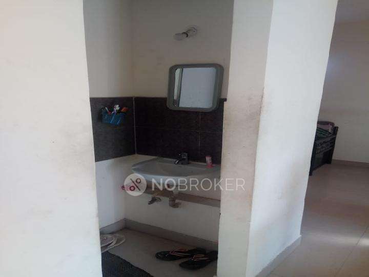 1 BHK Flat In Parijat Society For Sale  In Ambegaon Khurd Lake