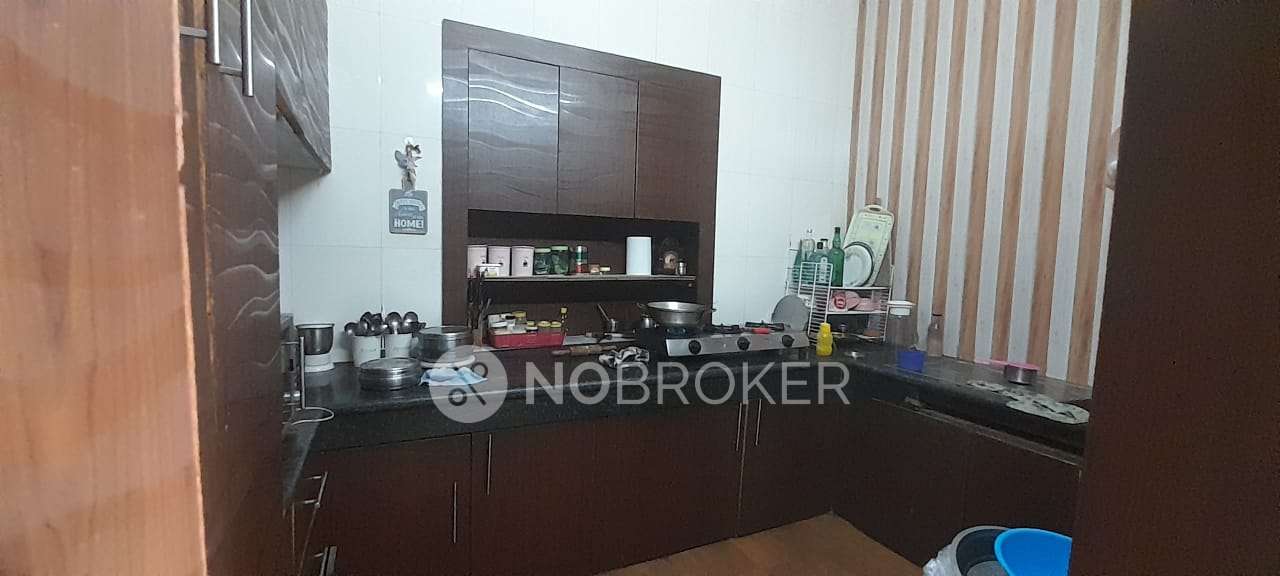 2 BHK Flat For Sale  In Patel Nagar