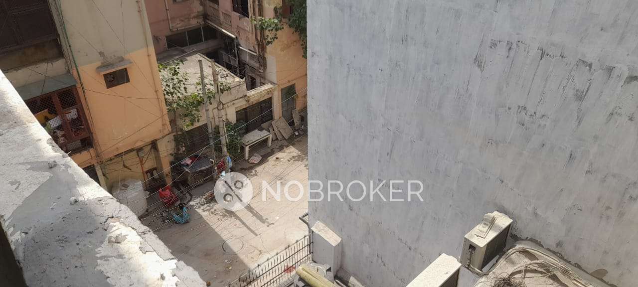 2 BHK Flat For Sale  In Patel Nagar