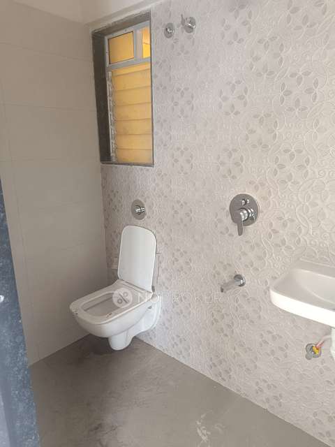 2 BHK Flat In Shree Krushna Tower, Mulund West For Sale  In Mulund West