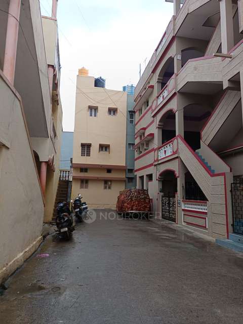 4+ BHK Flat For Sale  In  T Dasarahalli