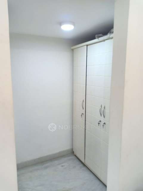 2 BHK Flat In Fatima Nest For Sale  In Banjara Hills