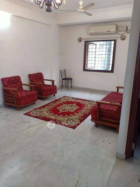 2 BHK Flat In Fatima Nest For Sale  In Banjara Hills