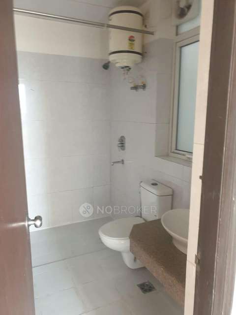 2 BHK Flat In Indiabulls Centrum Park , Sector-103 For Sale  In Indiabulls Centrum Park