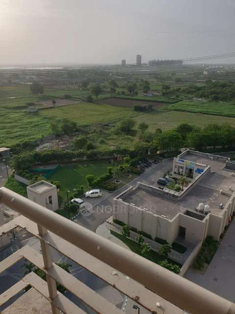 2 BHK Flat In Indiabulls Centrum Park , Sector-103 For Sale  In Indiabulls Centrum Park