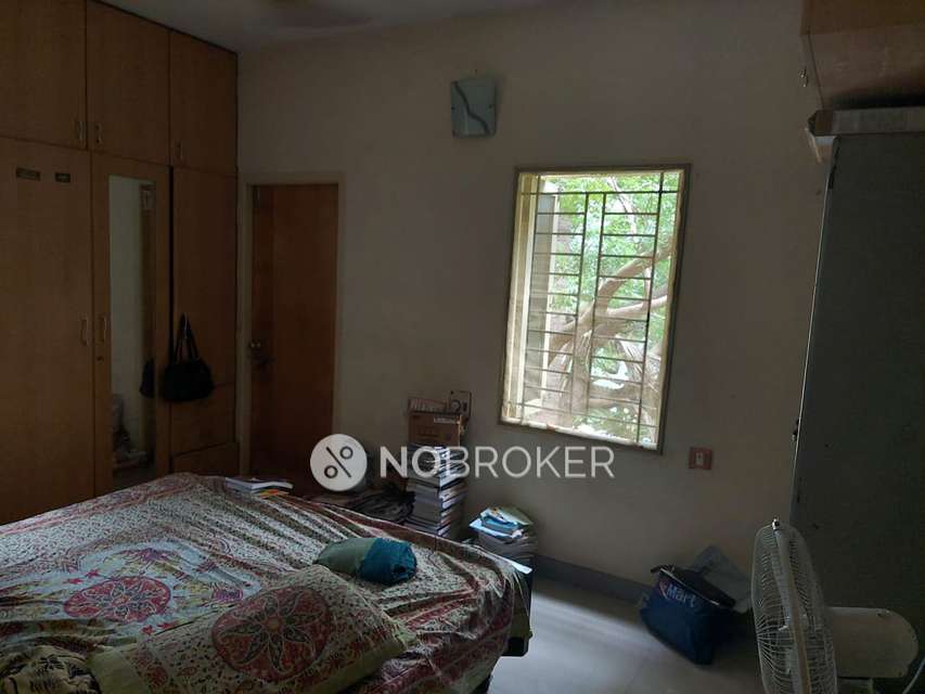 3 BHK Flat In Stand Alone Building  for Rent  In Mandaveli(sep 8th Only Available)