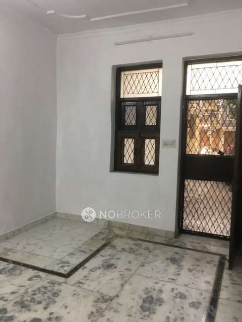 3 BHK Flat For Sale  In Model Town-iii