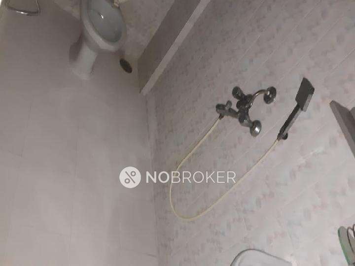 3 BHK Flat In Aishwarya Building For Sale  In Andheri West