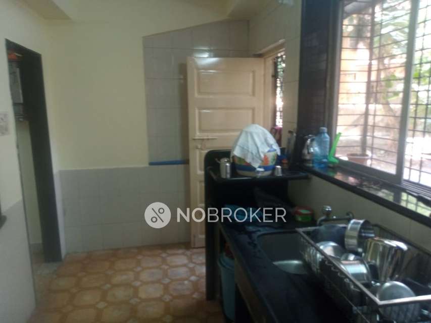2 BHK Flat In Devi Krupa Chs For Sale  In Mulund East