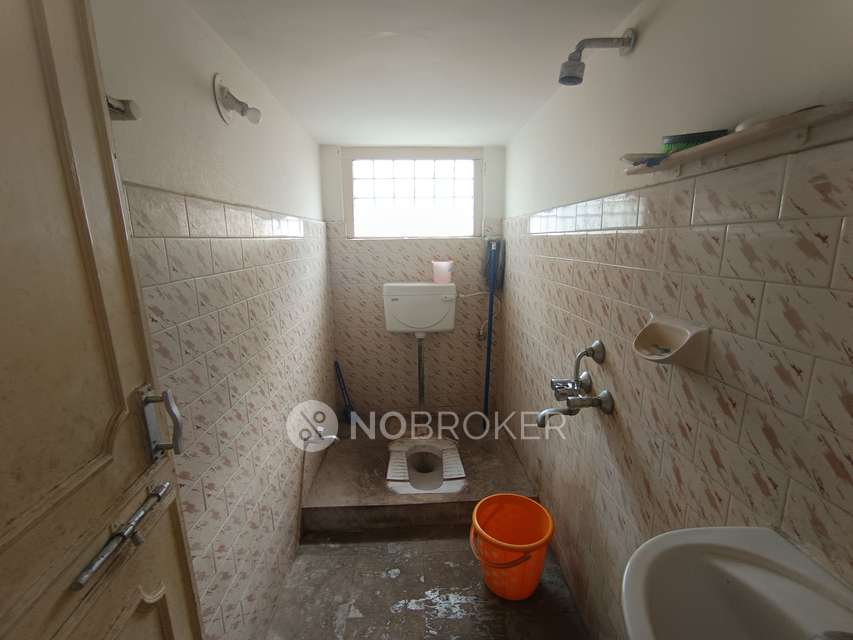 2 BHK Flat In Harsha Apartments, Kalyan Nagar Phase 1  For Sale  In Kalyan Nagar