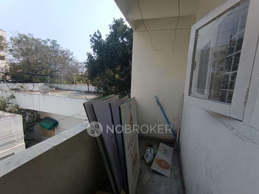 2 BHK Flat In Harsha Apartments, Kalyan Nagar Phase 1  For Sale  In Kalyan Nagar