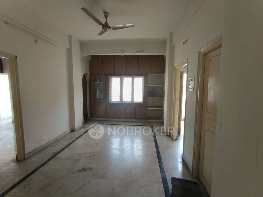 2 BHK Flat In Harsha Apartments, Kalyan Nagar Phase 1  For Sale  In Kalyan Nagar