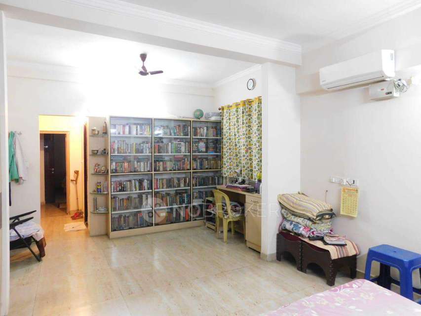 3 BHK Flat In Jubilee Ball Park For Sale  In  Jubilee Hills, 