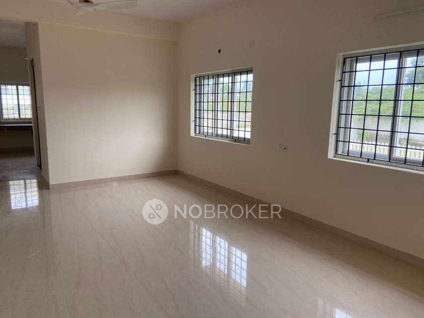 Office Space in Radiance Paradise, Chennai for Rent 