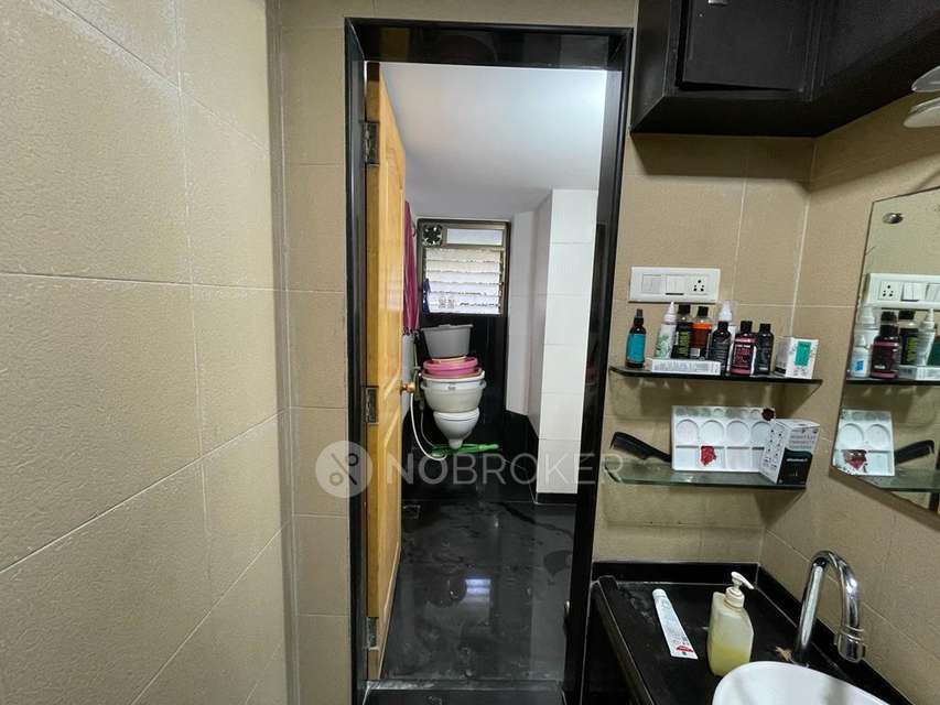 3 BHK Flat In Siddhideep Co Op Hsg Society For Sale  In Ville Parle East