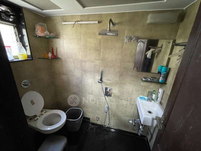 3 BHK Flat In Siddhideep Co Op Hsg Society For Sale  In Ville Parle East