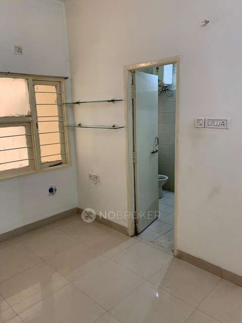 3 BHK Flat In Hill Ridge Springs For Sale  In Gachibowli