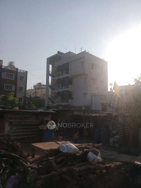 4+ BHK Flat For Sale  In Mallathahalli