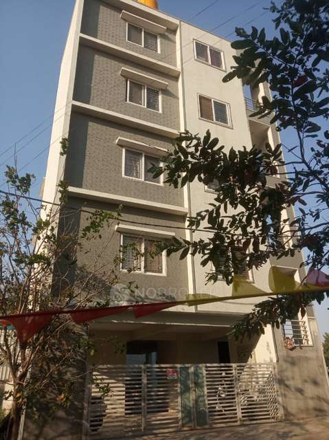 4+ BHK Flat For Sale  In Mallathahalli