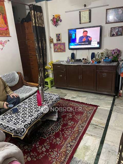 2 BHK Flat In Standalone Building  For Sale  In Karol Bagh