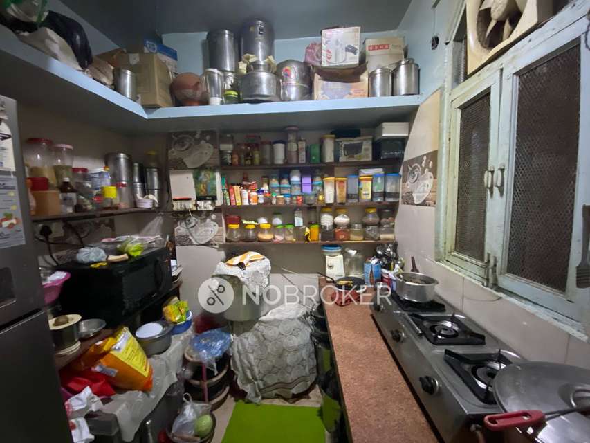 2 BHK Flat In Standalone Building  For Sale  In Karol Bagh