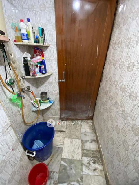 2 BHK Flat In Standalone Building  For Sale  In Karol Bagh