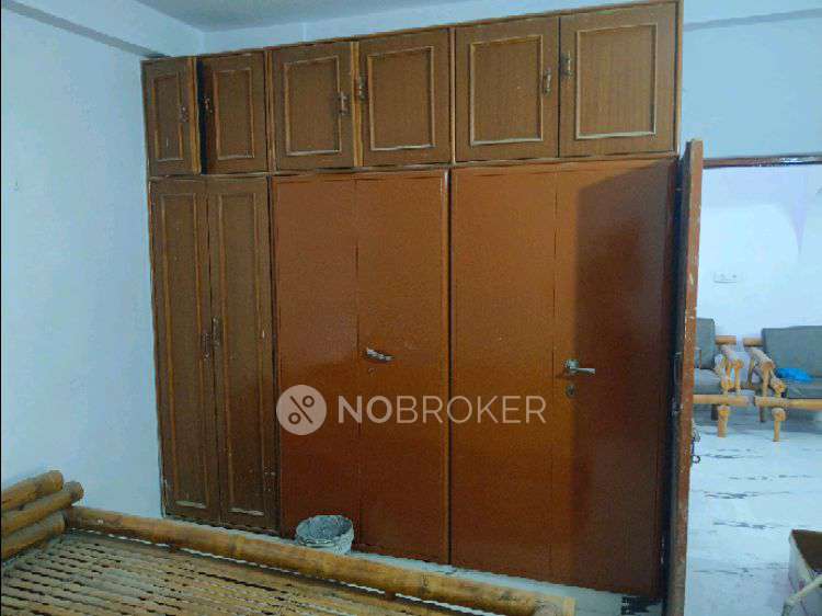 2 BHK Flat In Meghana Eastend Apartment for Rent  In West Marredpally