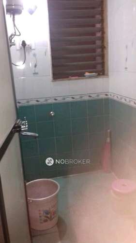 1 BHK Flat In Siddhi Co 0perative Housing Society For Sale  In Thane West