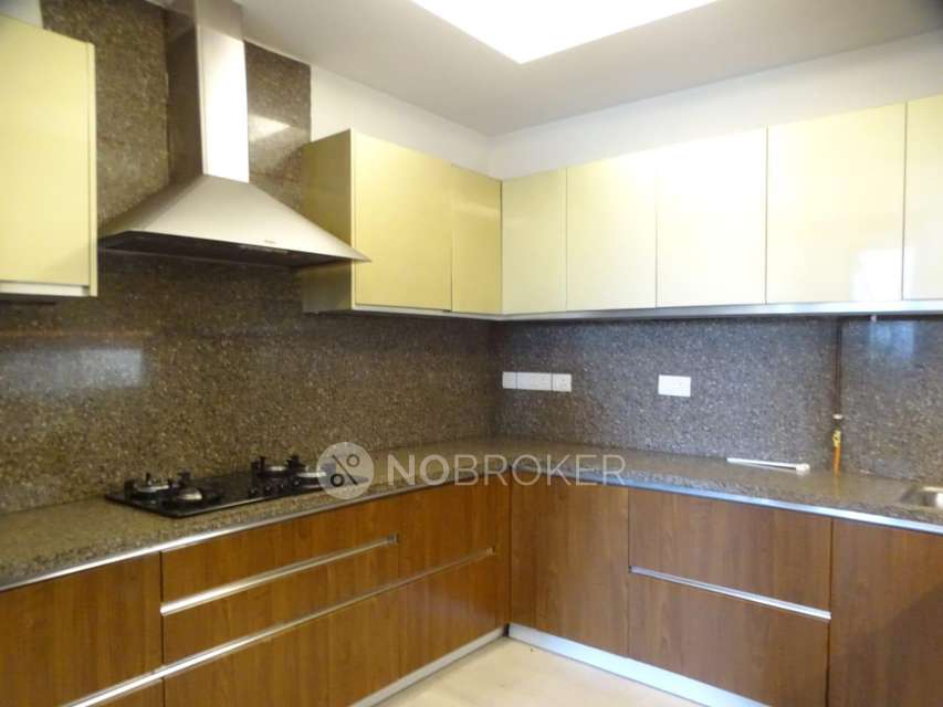 4 BHK Flat For Sale  In Okhla